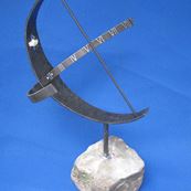 Seite128.1Sonnenuhr